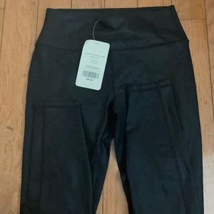 Size medium FABLETICS